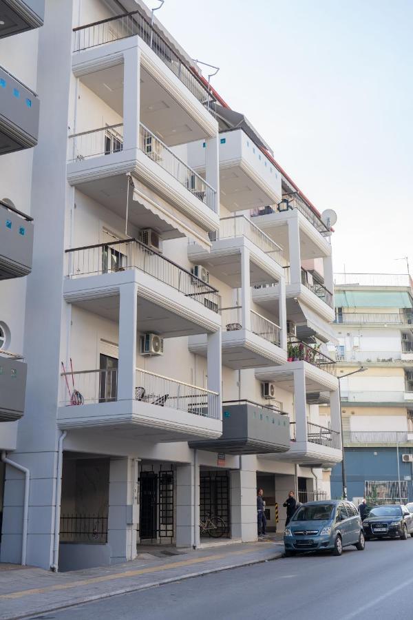 Ferienwohnung The Whole Packet C4 Center With Parking Larissa Exterior foto