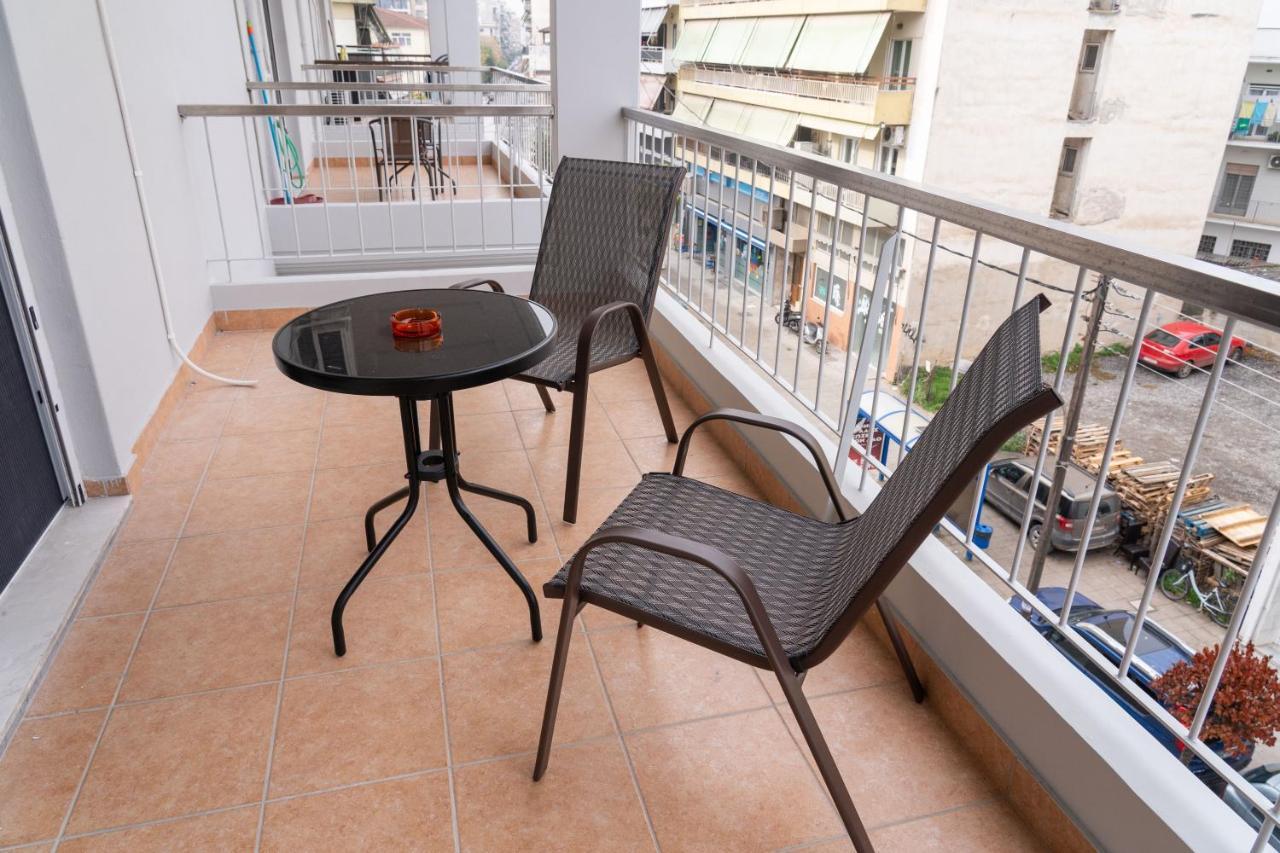 Ferienwohnung The Whole Packet C4 Center With Parking Larissa Exterior foto